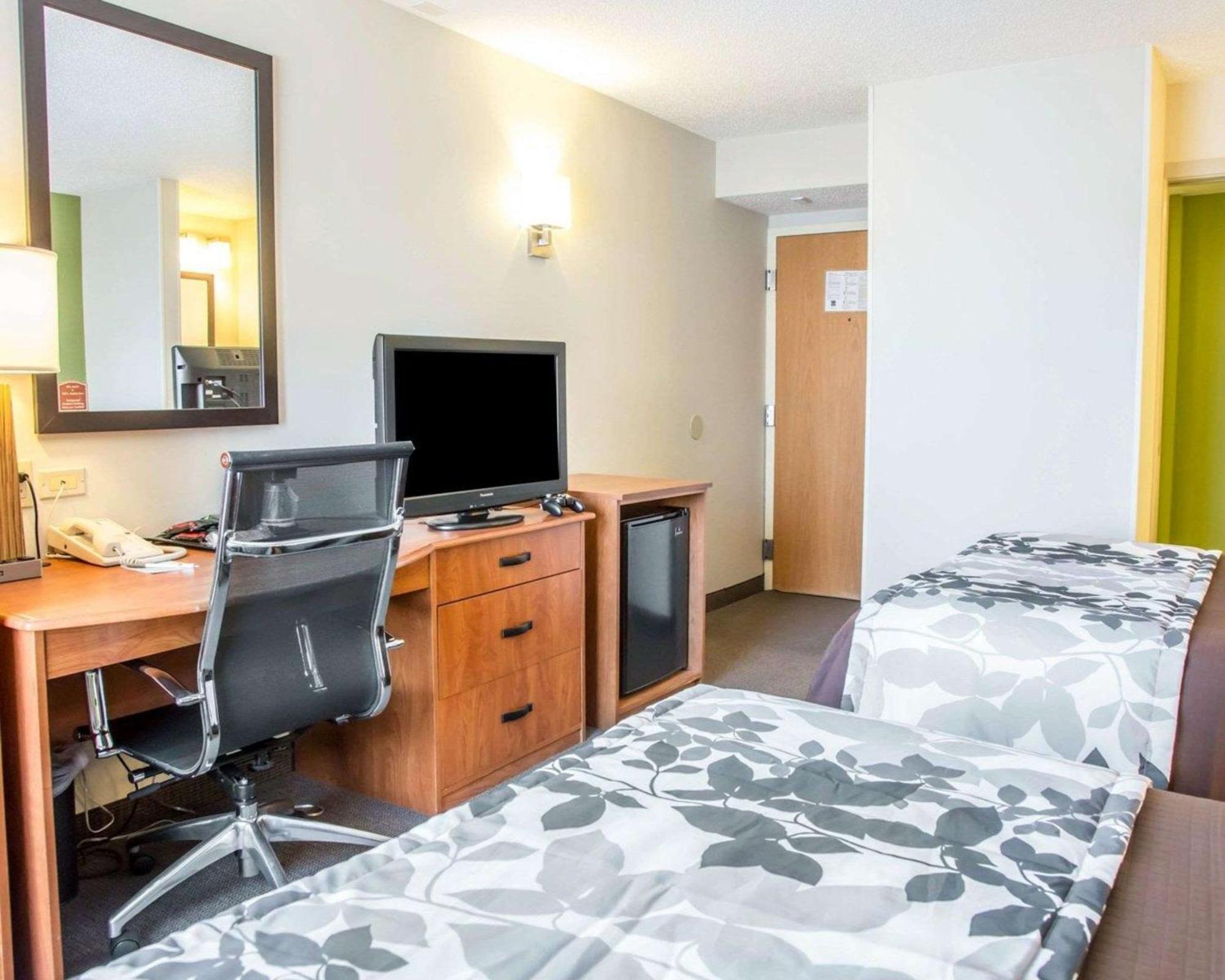Double Room Two Double Beds Non-Smoking