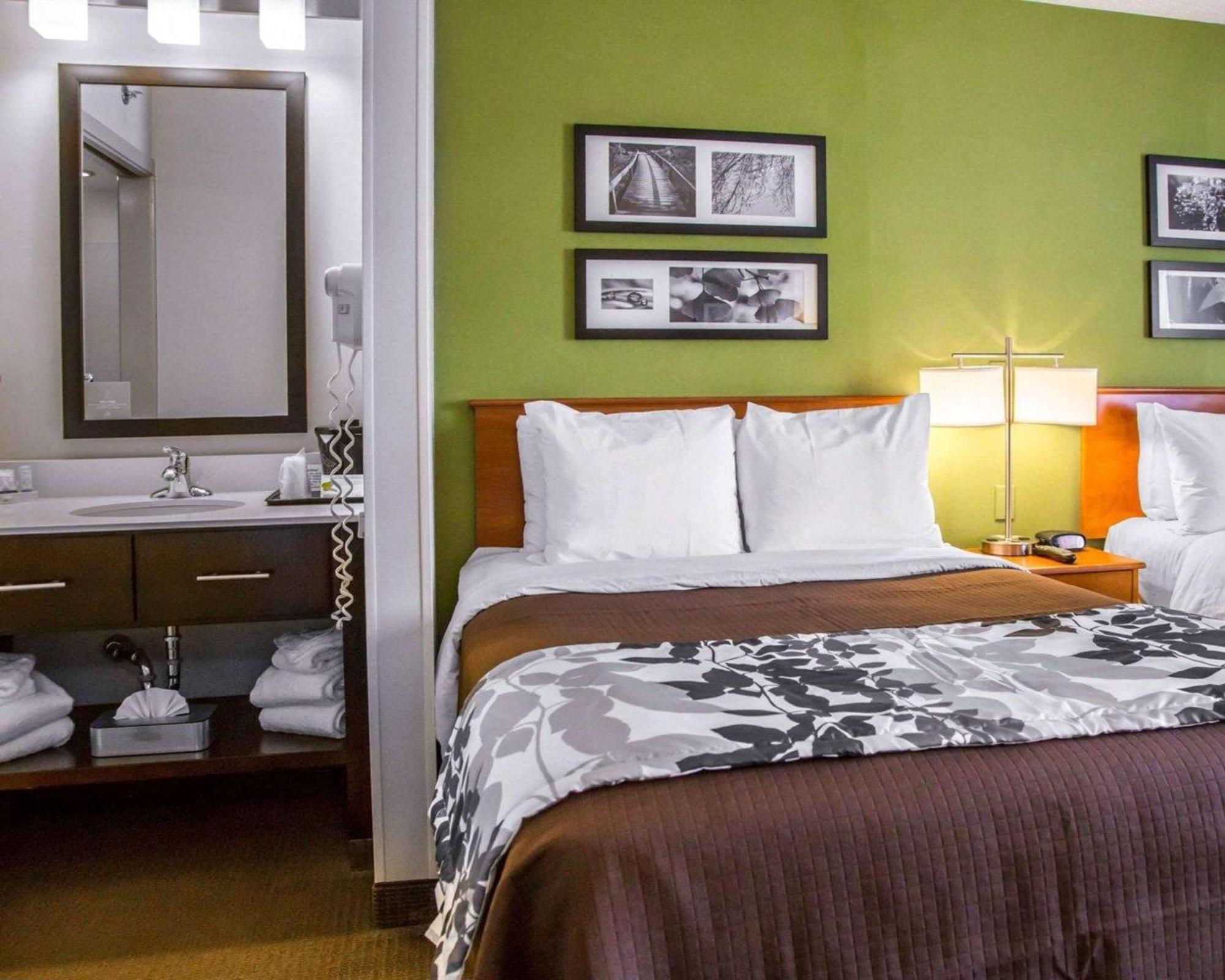 Double Room Two Double Beds Non-Smoking