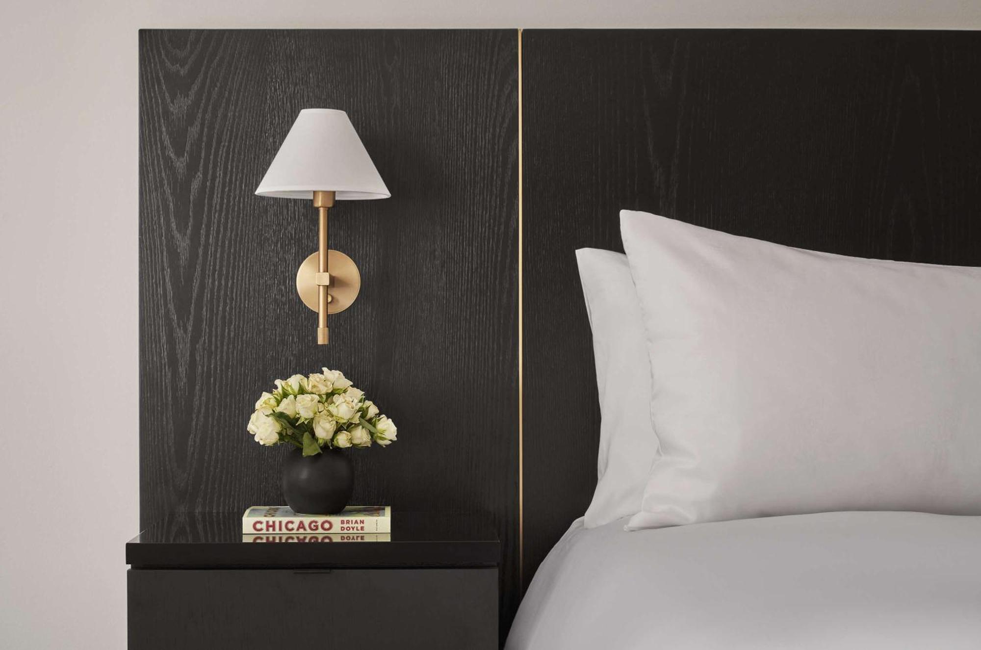 King Guestroom,1352198261:JPEG