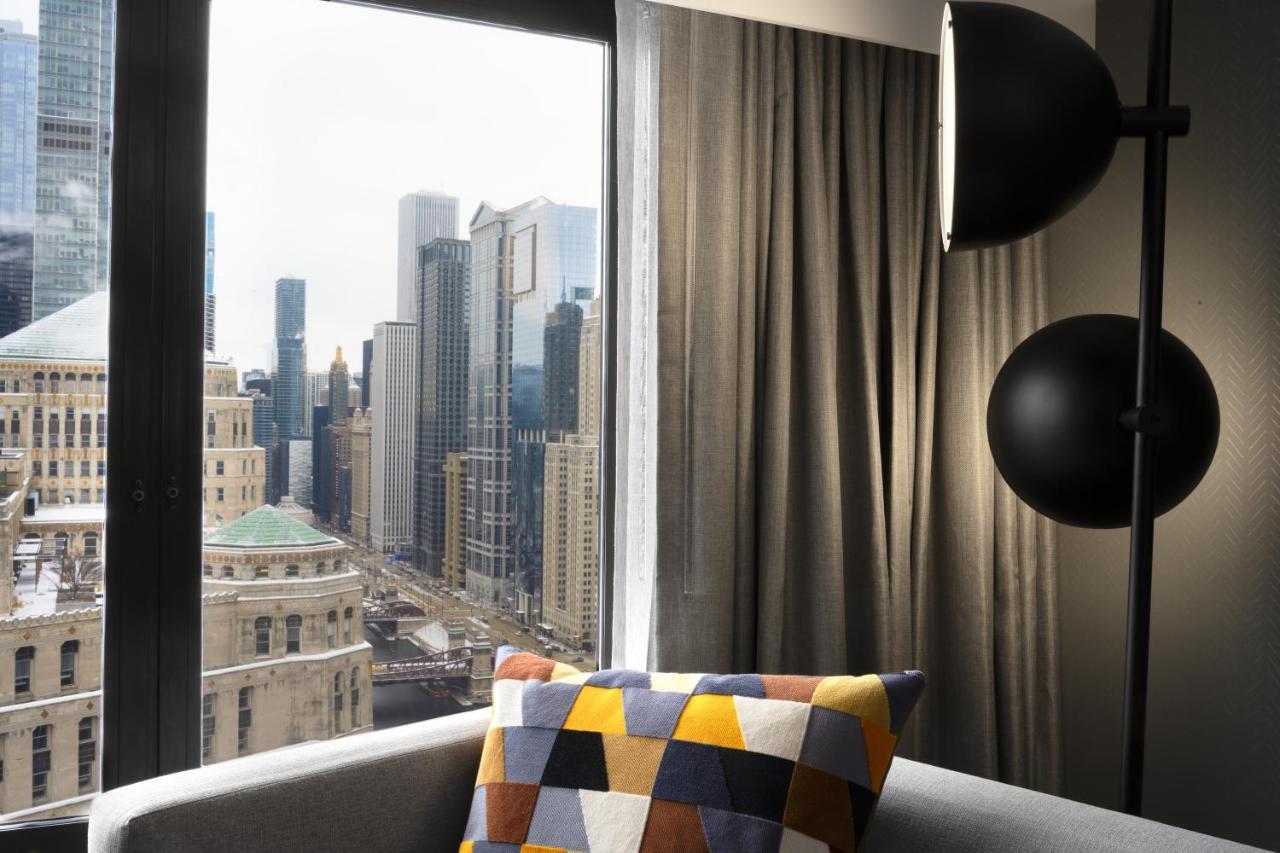 Premium Queen Room with Two Queen Beds and City View,1305161230:JPEG