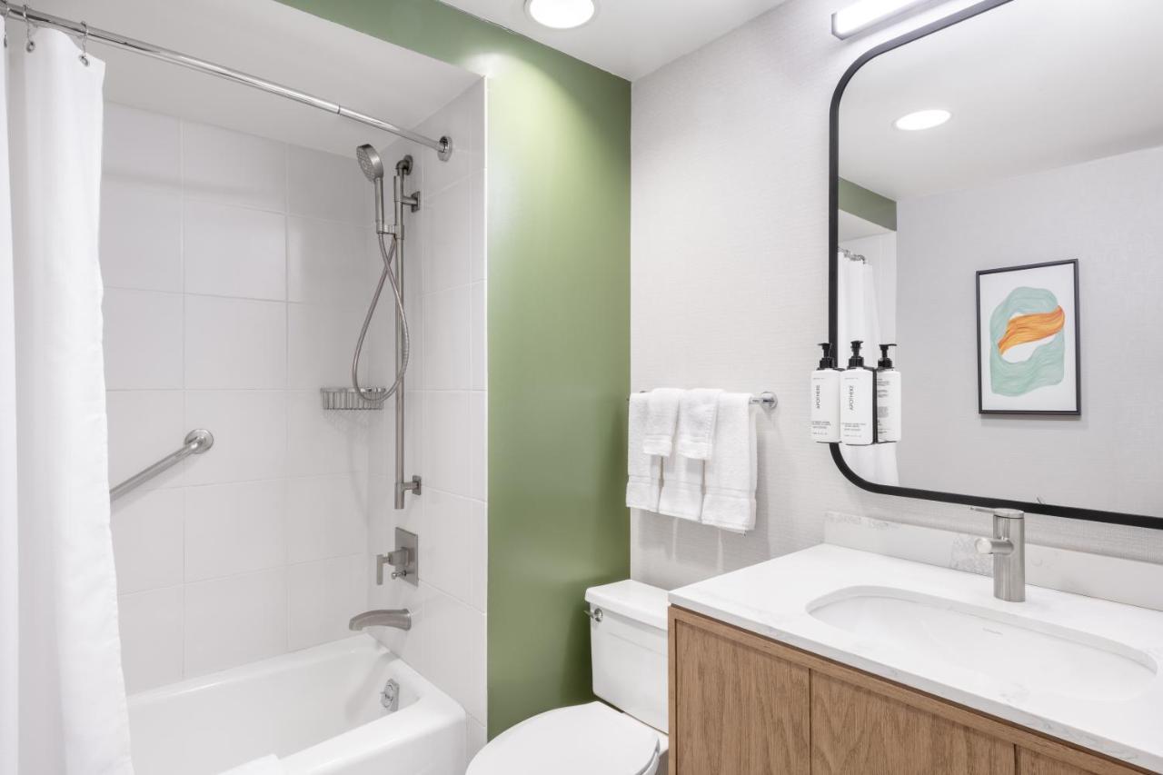 Two Queen Beds Executive Studio