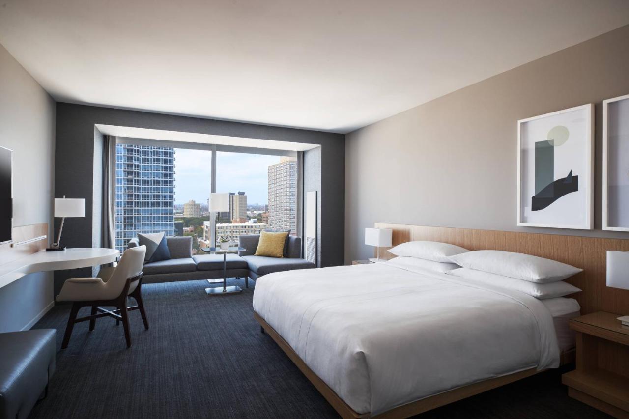 King Room,1633027679:JPEG