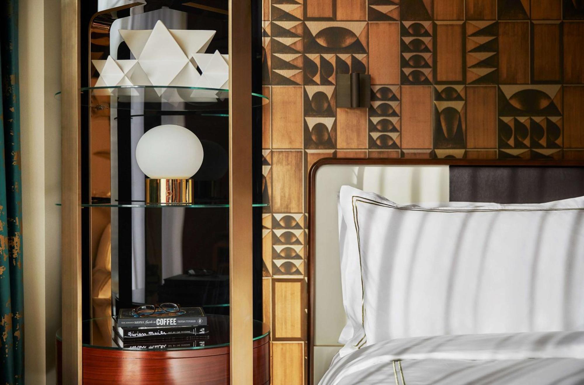 Deluxe King Room Disability Access