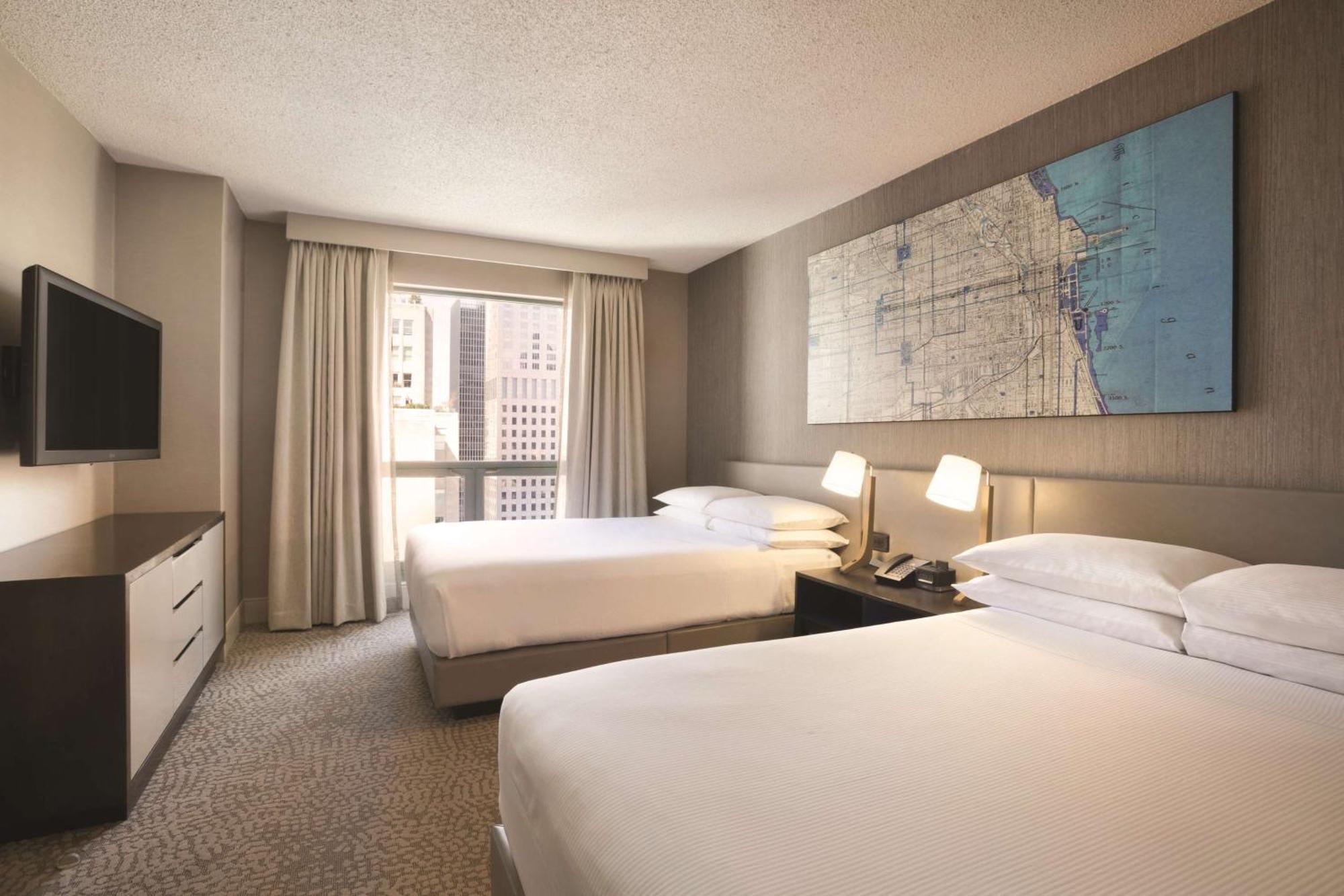 One-Bedroom Suite with Two Double Beds - Accessible Bathtub
