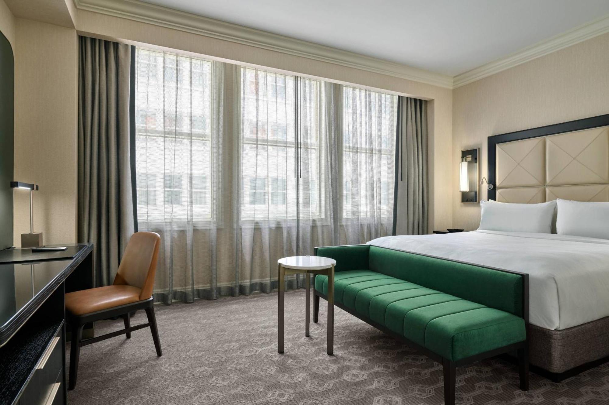 Deluxe King Room,1548393238:JPEG