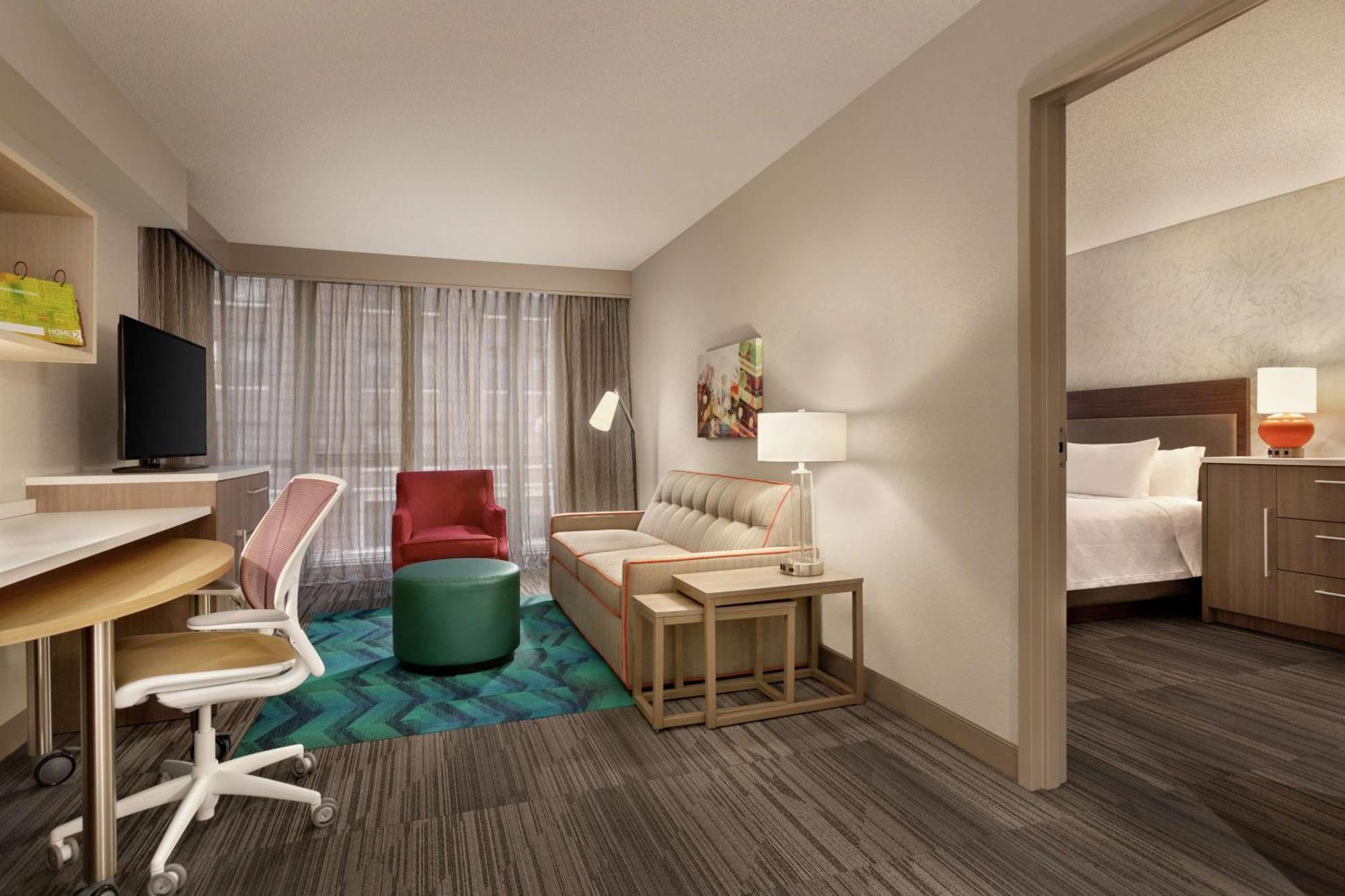 One-Bedroom King Suite - Hearing Access,1552158862:JPEG