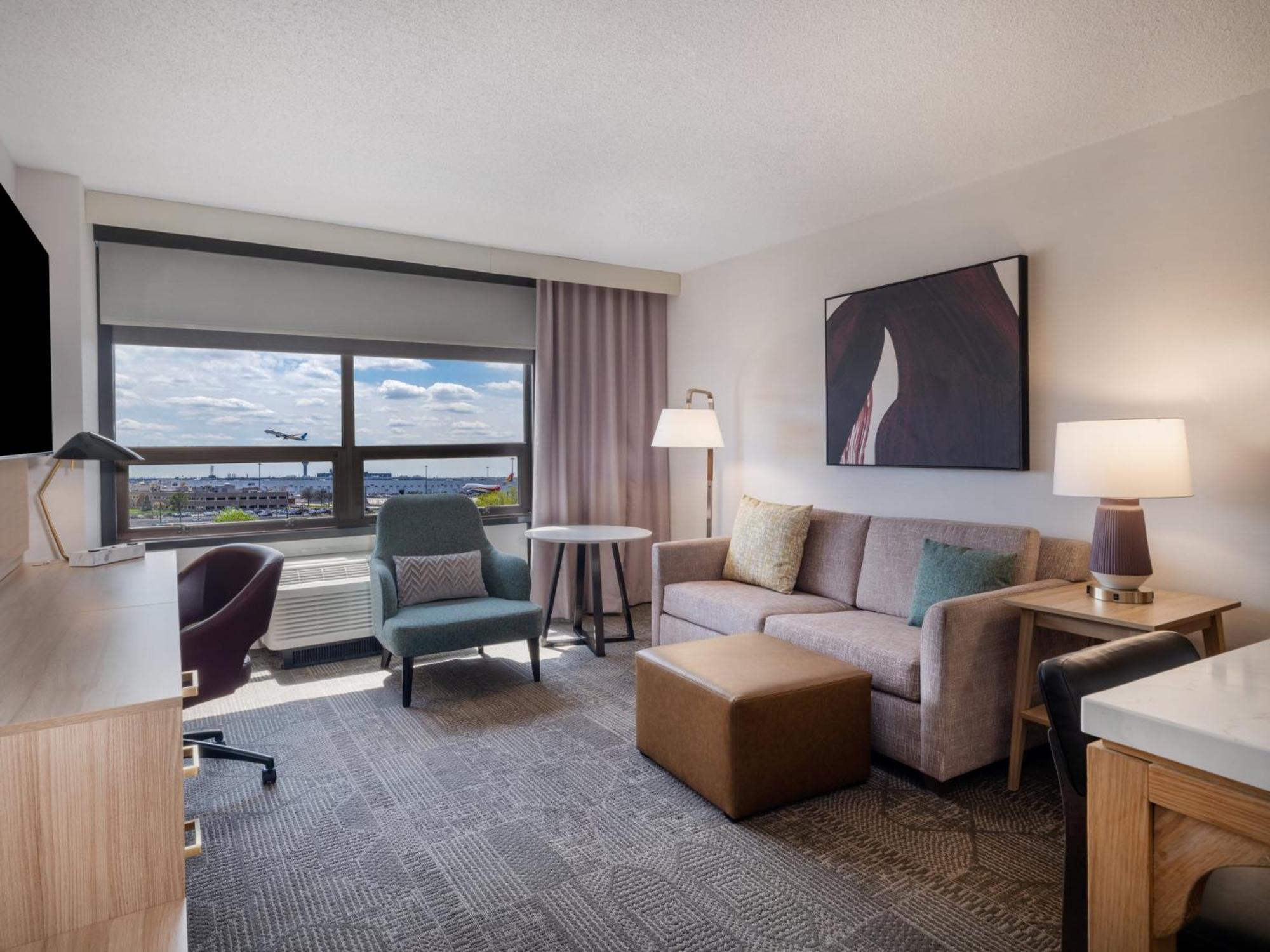 One-Bedroom King Suite with Airport View