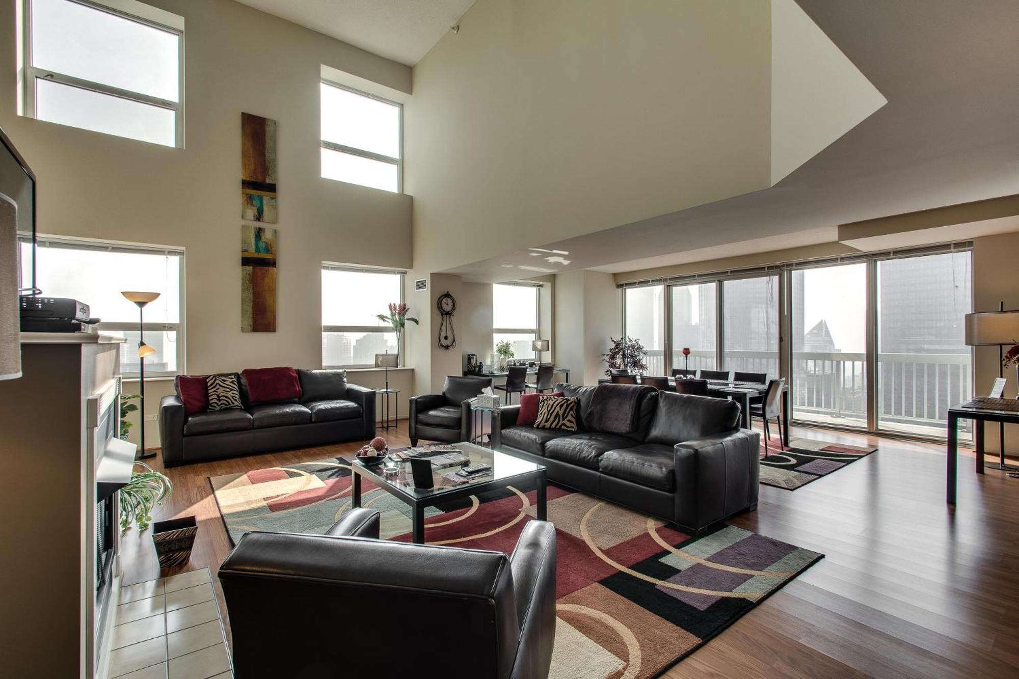 Superior Two-Bedroom Penthouse Apartment 3