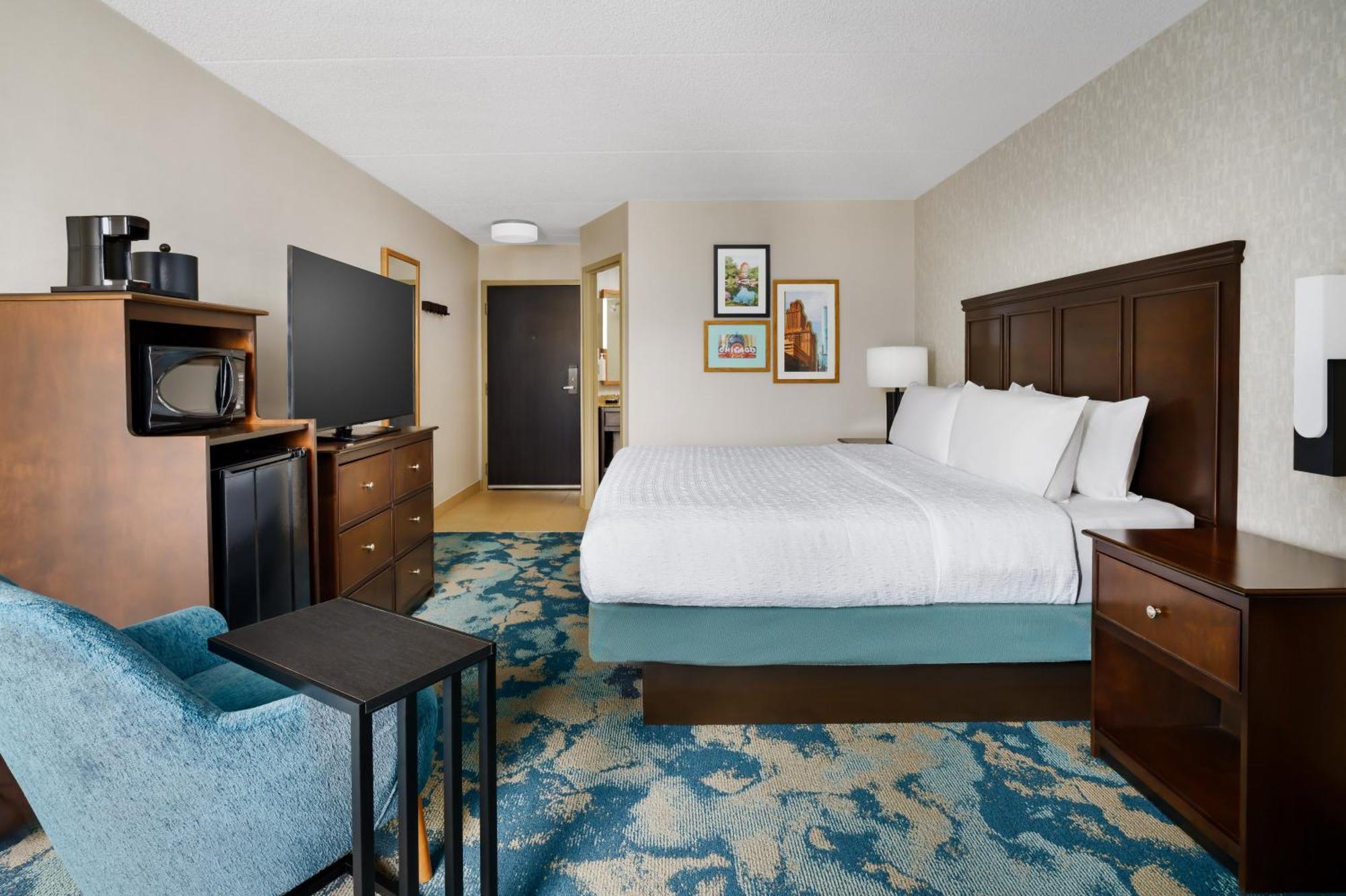 King Room with King Bed - Non-Smoking,1669822115:JPEG