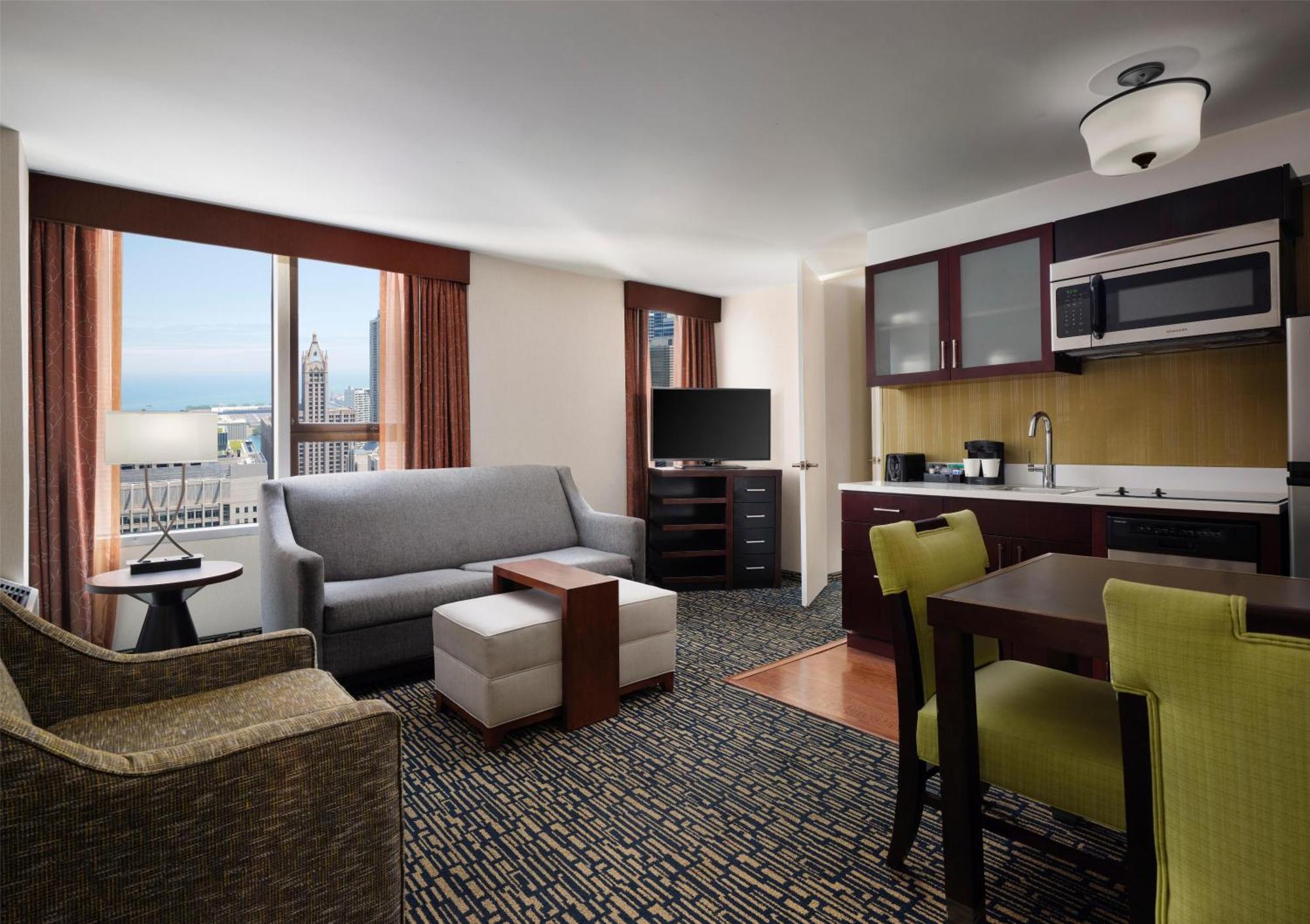 Premium King Suite City View Non-Smoking
