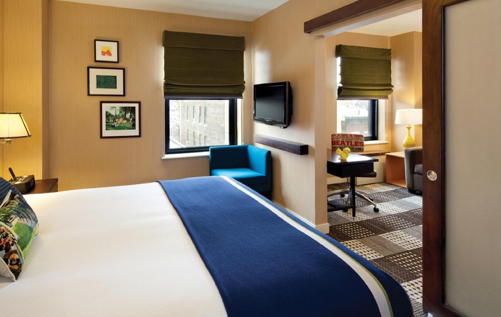 One-Bedroom Suite with Lake View