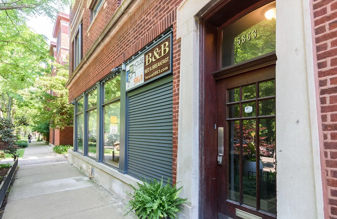 House 5863- Chicago'S Premier Bed And Breakfast-1