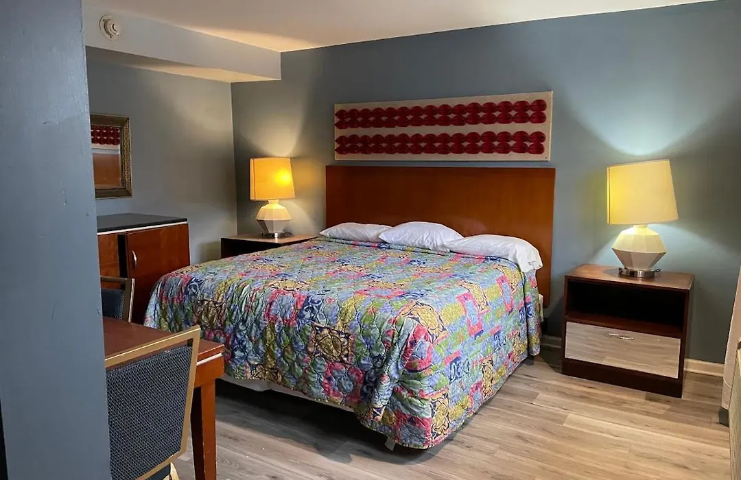 Skylark Motel-1