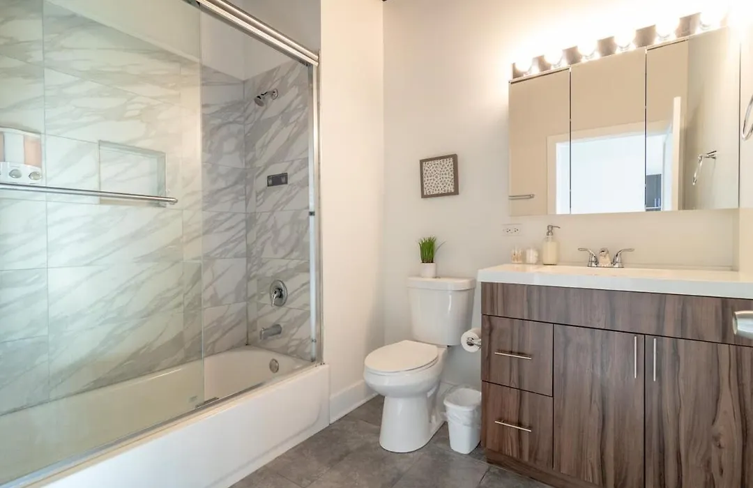 Chicago 2Br Suite Perfect For Convention And Business Trips Near Mccormick Place, Arena, Soldier Field And Grant Park-1