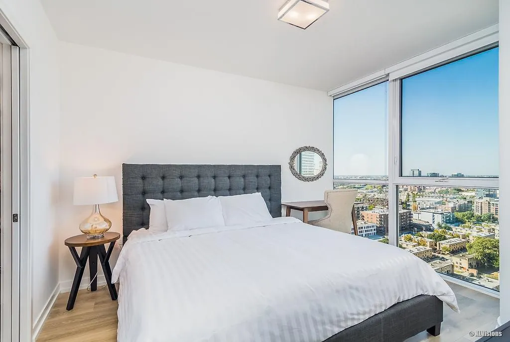 Apartment In River North Downtown Chicago-1