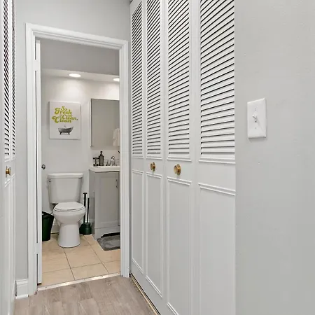 Convenient Location & Cozy Studio Apartment - Oakdale Rep-2