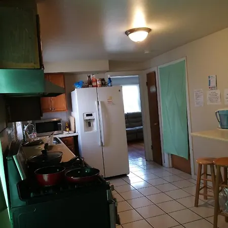 320 Happy Home-2