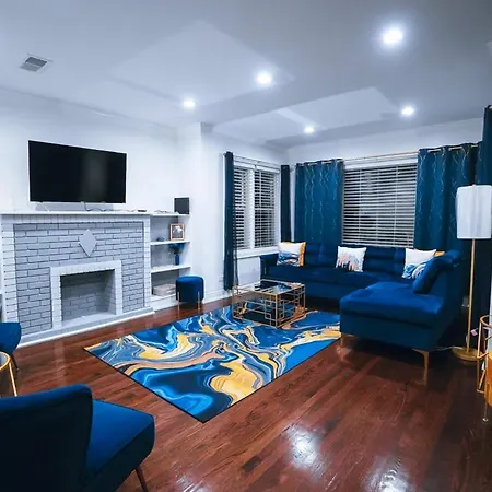 The Blue Golden Luxury Modern 3- Bedroom Apartment In Chicago-2