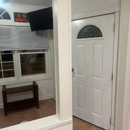 Hollywood Rentals Llc-3