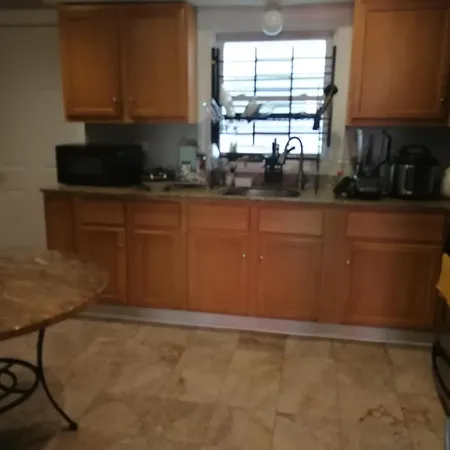 8100 Happy Home-2