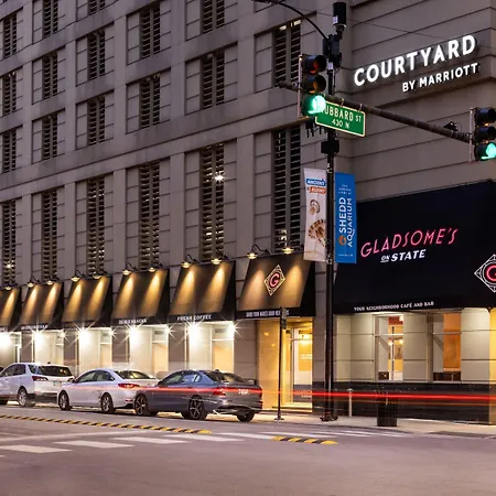 Courtyard By Marriott Chicago Downtown/River North-2