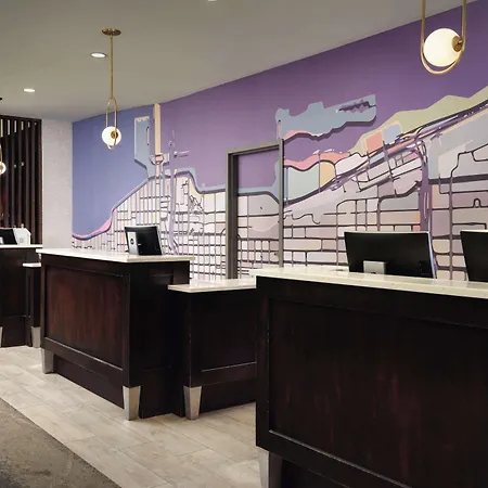Hampton Inn Chicago Downtown/Magnificent Mile-3
