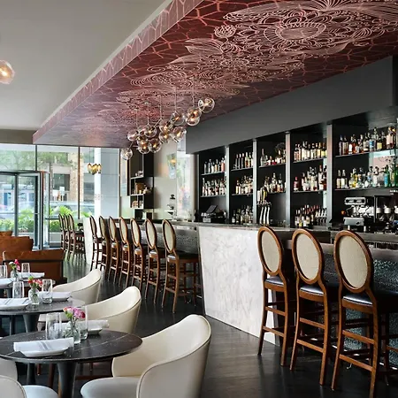 The Royal Sonesta Chicago River North-2