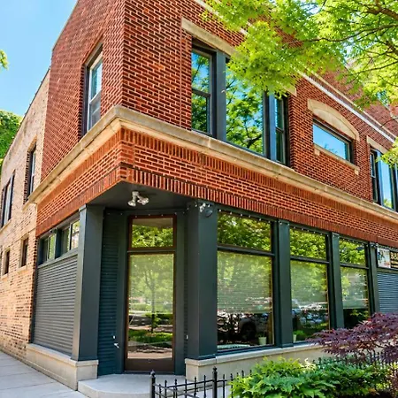 House 5863- Chicago'S Premier Bed And Breakfast-3