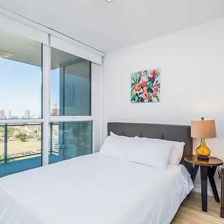 Apartment In River North Downtown Chicago-3